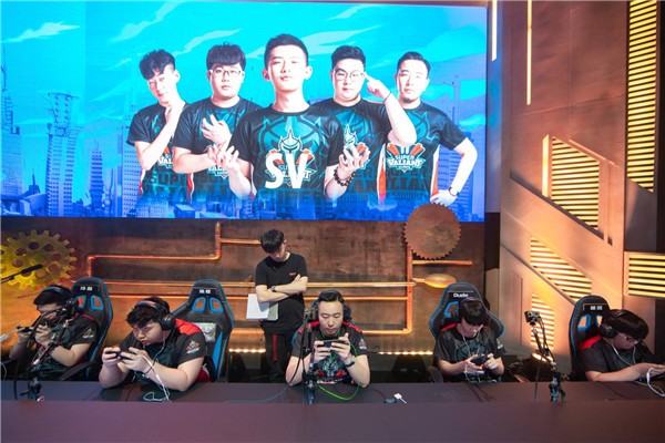 KAIYUN-包含哈兰德重返赛场，重返赛场首场状态出色，老鹰观众沸腾！的词条